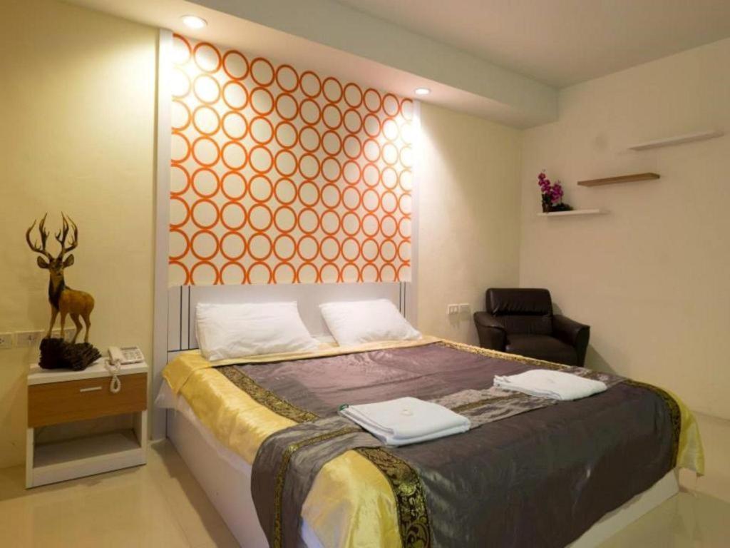 Grand Living Residence Chiang Mai Exteriör bild